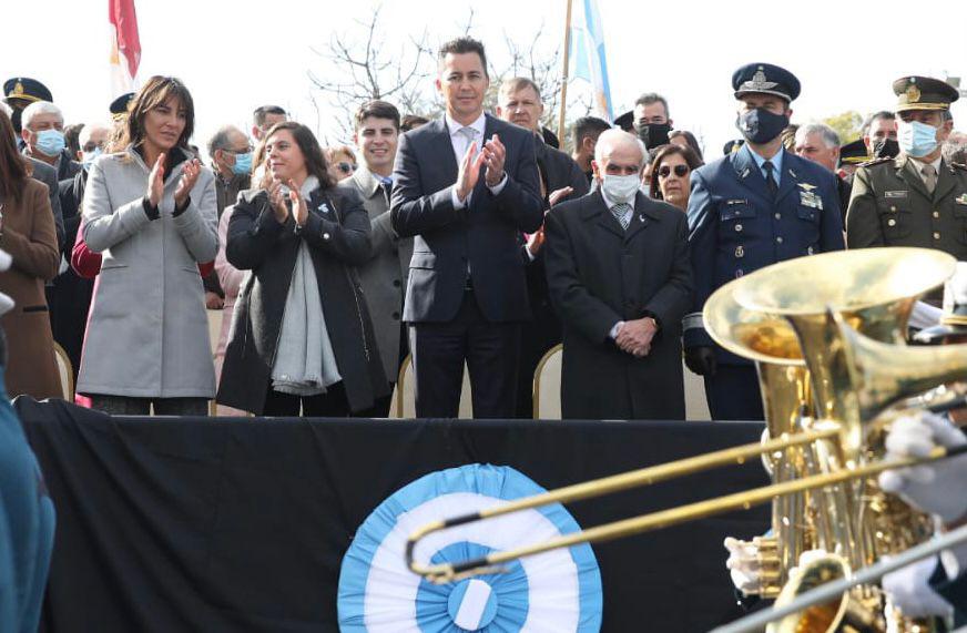 e5ba4083-0664-4f9a-b46f-eedf47e43040