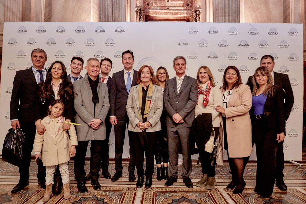 f3674e79-77c4-4cf8-8aa1-712ef1cd3644