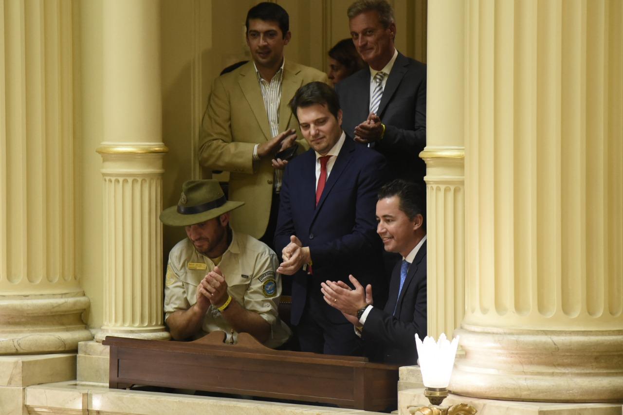 68ec929b-6763-4c32-bdea-9a2075b28195