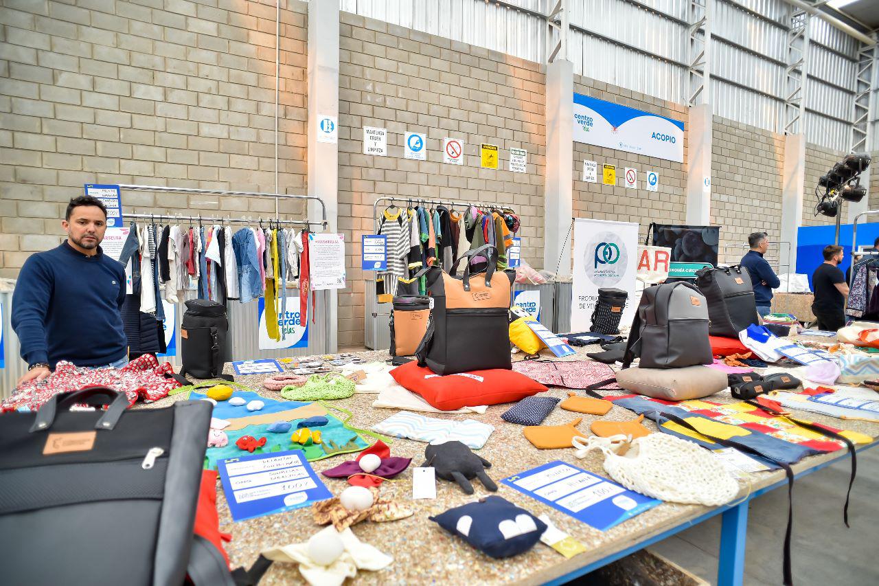 4d9669dd-3e75-4963-8bee-2e04008cd48e