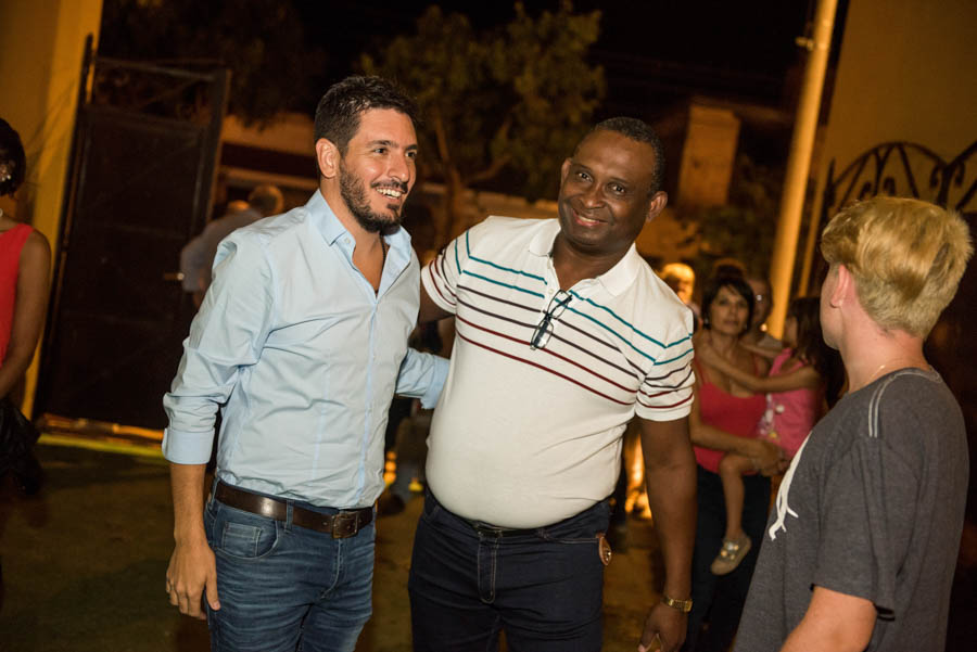 LOCALES- MARCOS FERRER