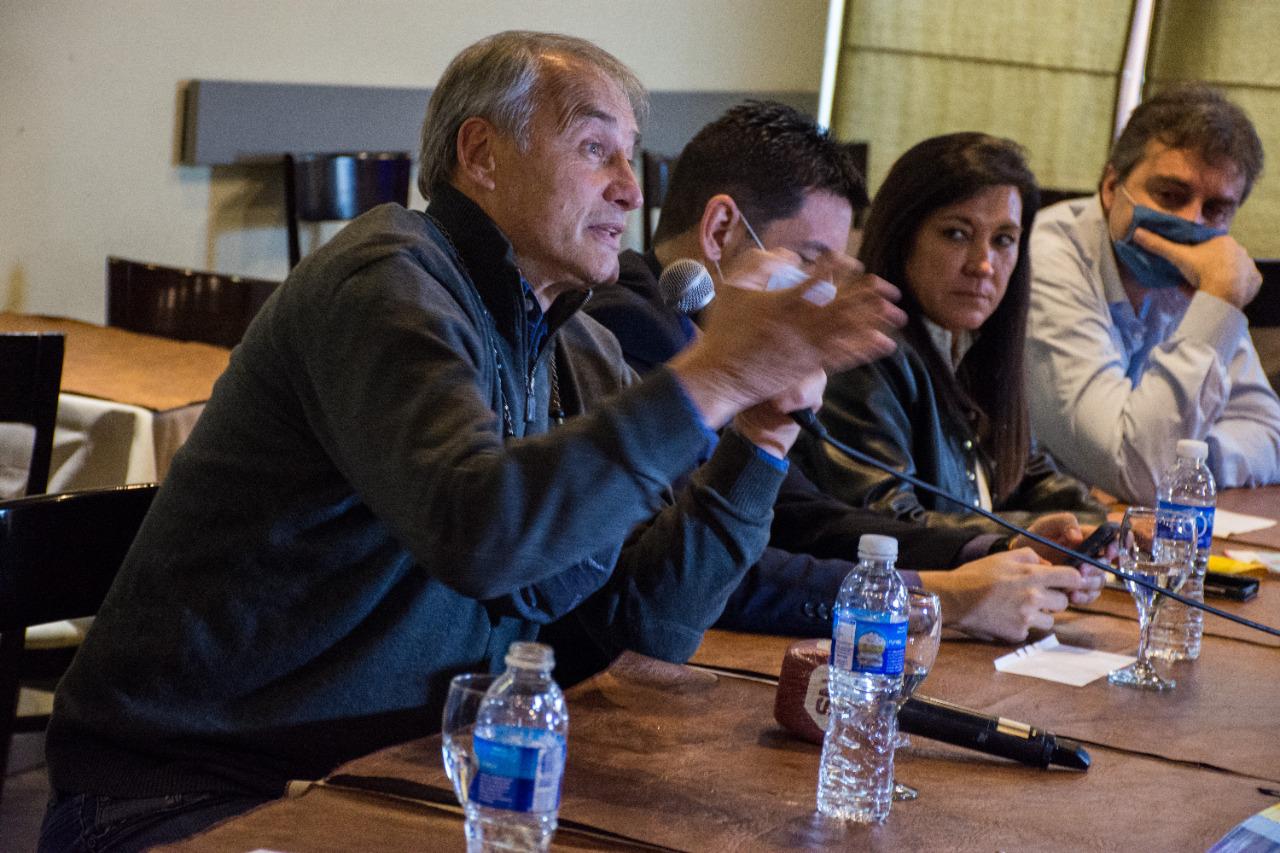 eb8b2005-4b7c-46e6-855b-819e241d1fb2