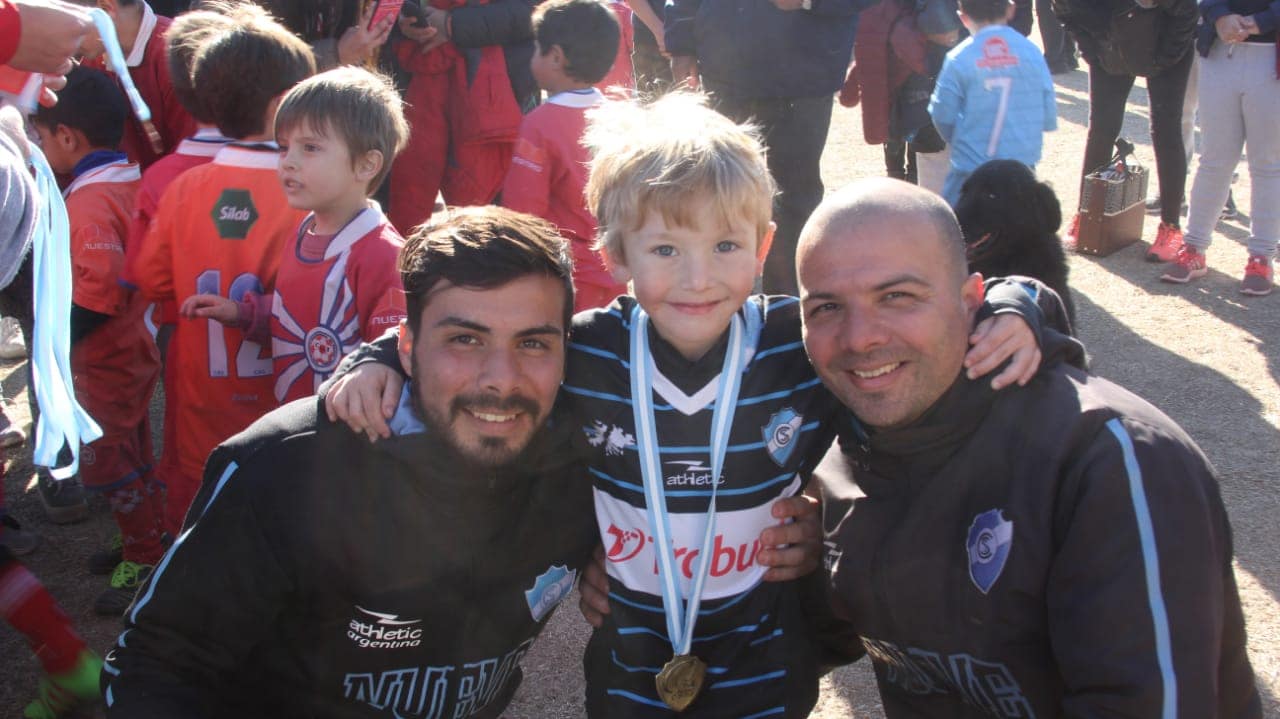 36866235_1988773731187491_2960957617867849728_n