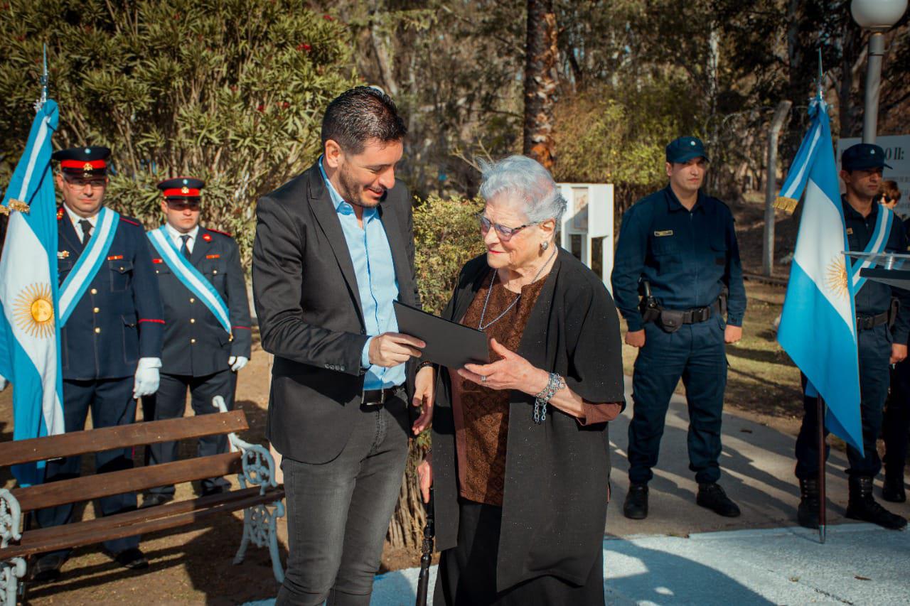 LOCALES-DOÑA POCHOLA