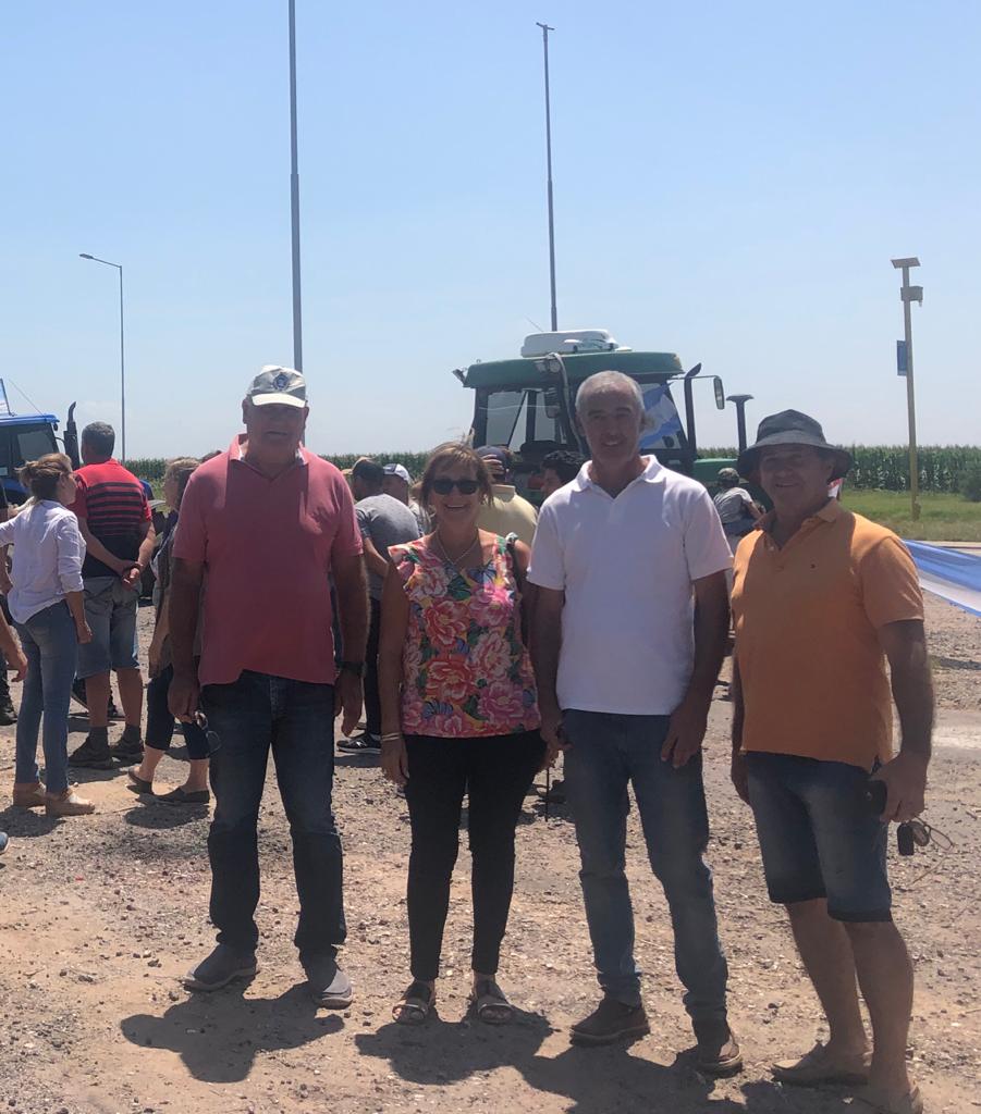 4edc8ee3-5626-46c6-a928-c735cf8634ec