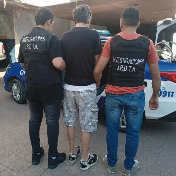 DETENIDO