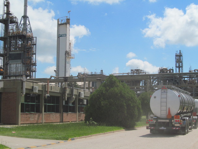 LOCALES-PETROQUIMICA