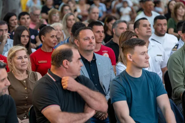 ALMAFUERTE LAGOS Y LAGUNAS