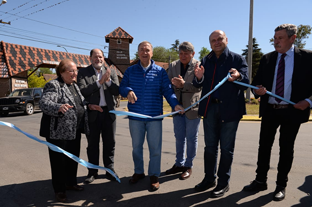 Schiaretti-inaugura-rotondas-Villa-Gral-Belgrano-16