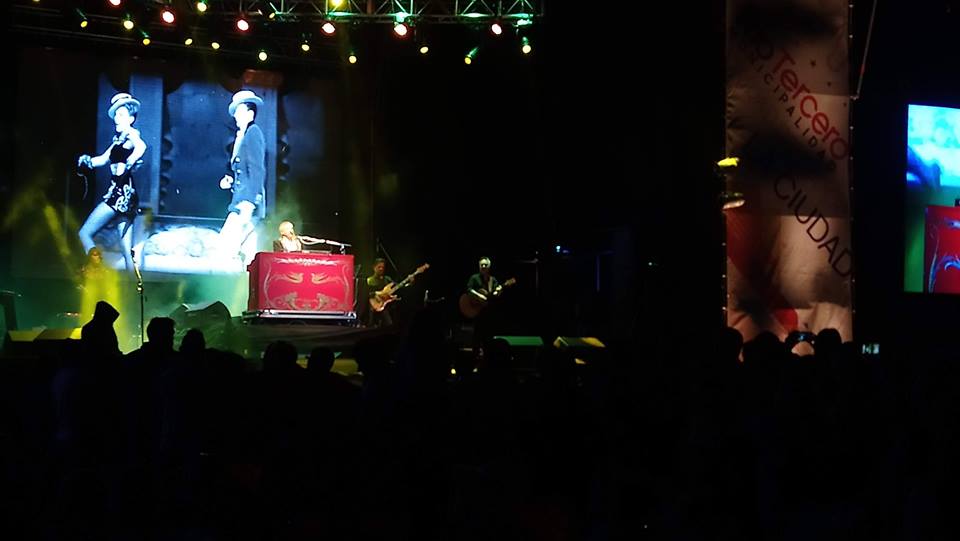 41464917_557345628017683_6788089214534680576_n