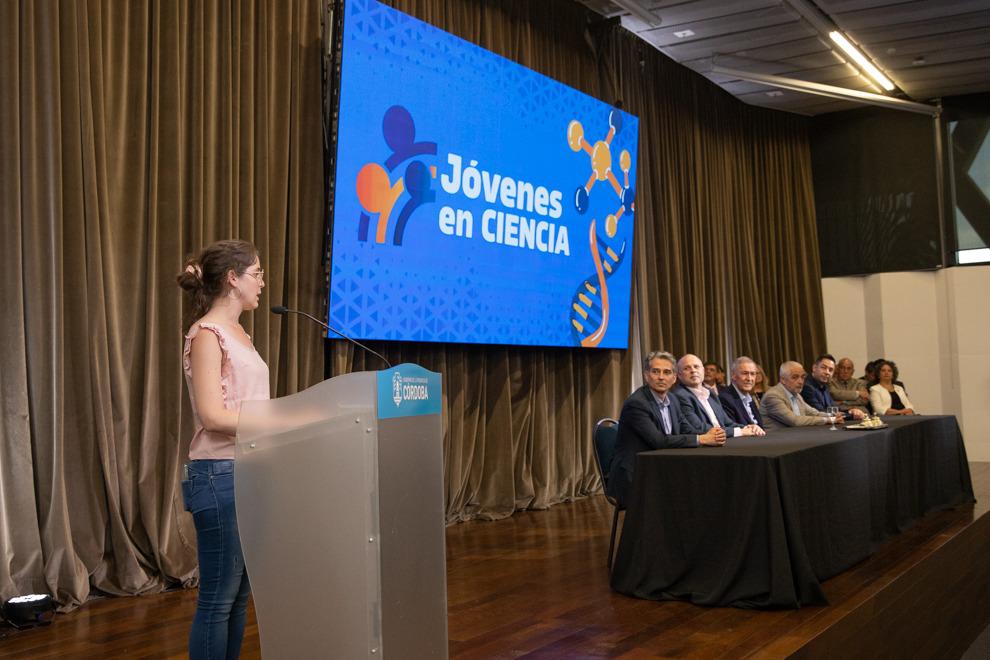 becaria-doctoral-Tatiana-Guendulain-3