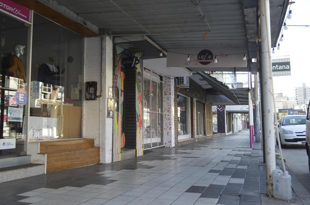 LOCALES-CENTRO COMERCIAL