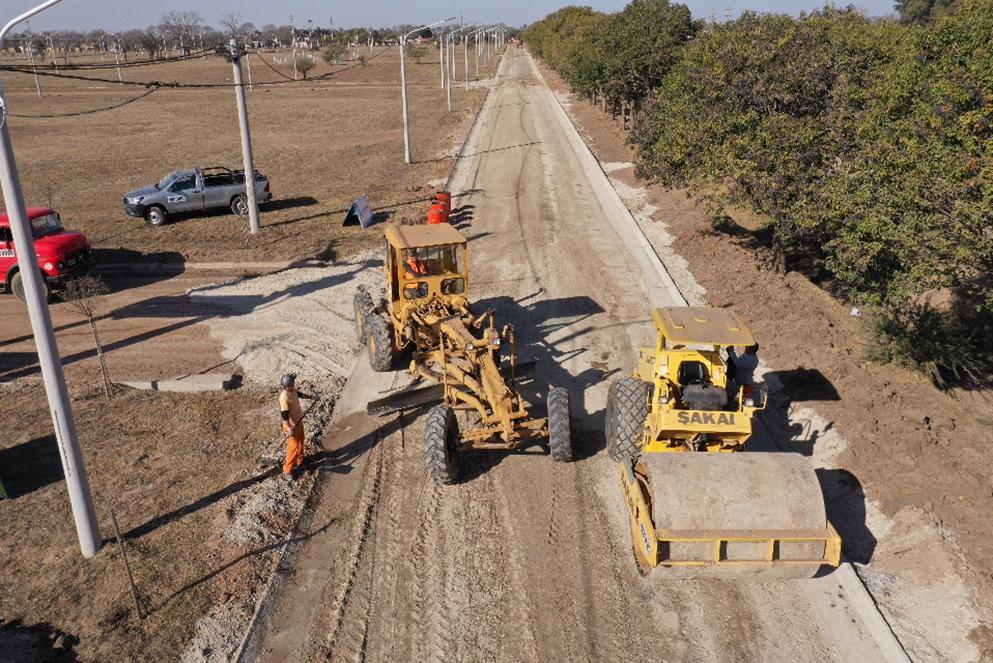 obra-de-pavimentacion-de-avenida-Alem-670