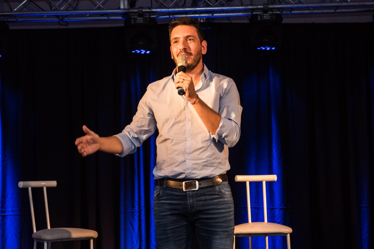 ae27a859-72ef-49ce-9647-6dde8dc6bce3