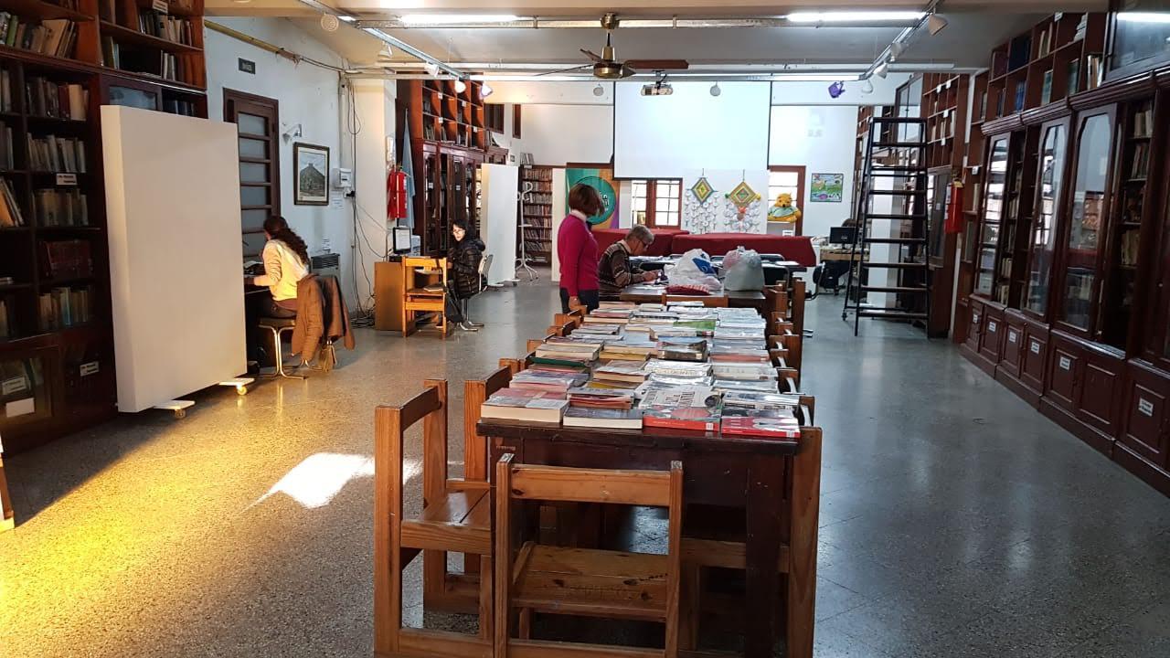 0873_Biblioteca-Popular-Justo-Jose-de-Urquiza_2