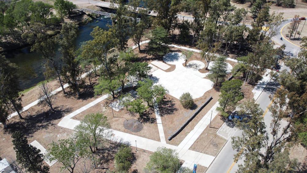 a4651193-b7f7-4491-9f26-7998796b1ed7