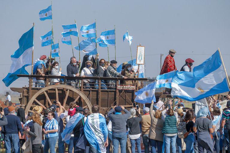 139642-en-fotos-la-protesta-del-campo-el-9-de-julio-en-san-nicolas