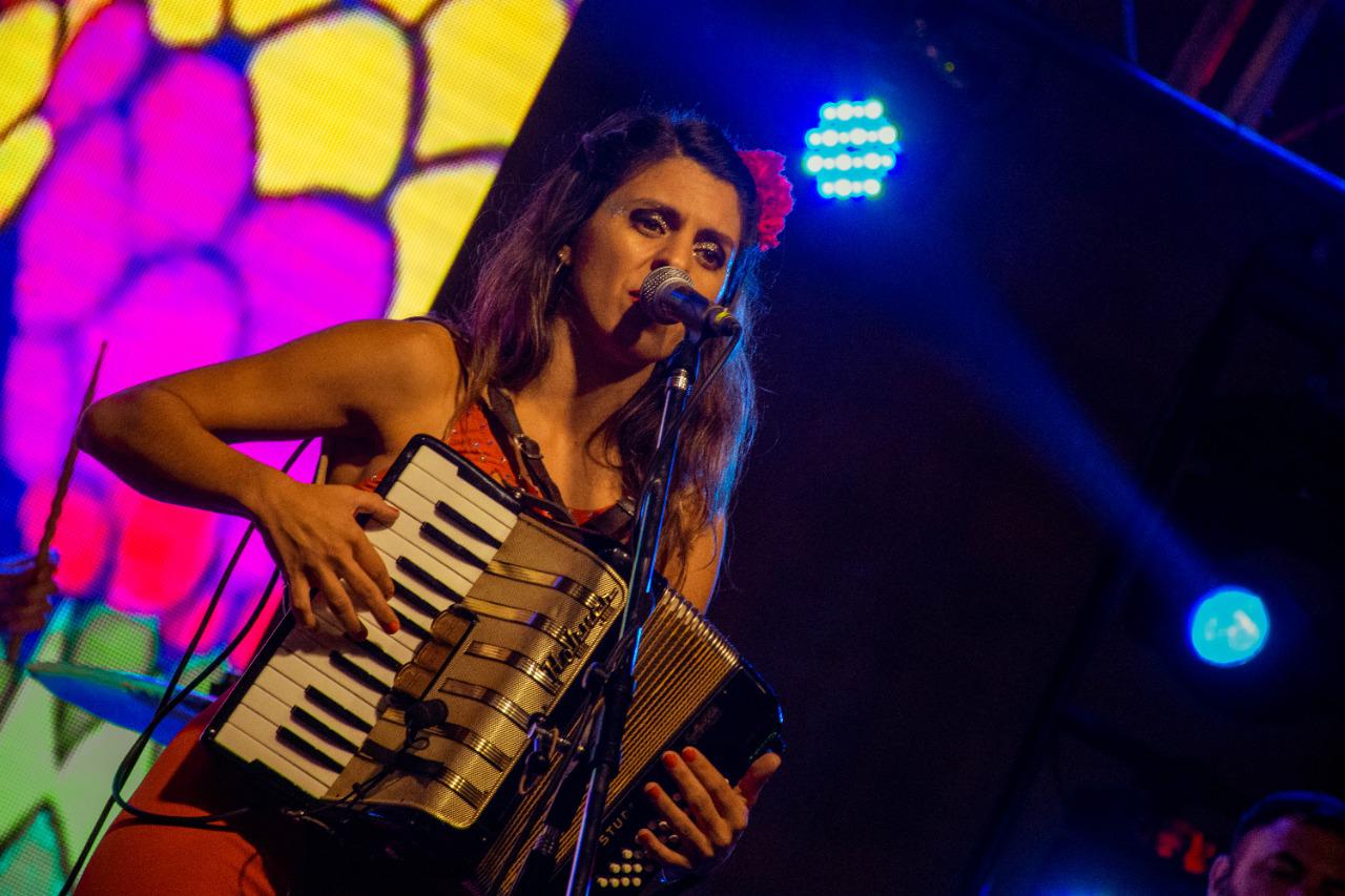 080d8d0b-b364-473d-9611-eb6b182cf733