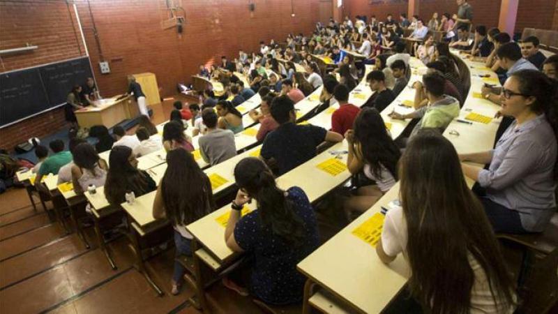 Becas