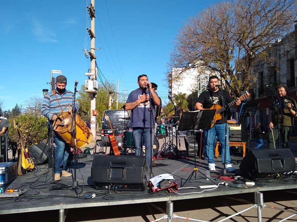 SOCIALES peña