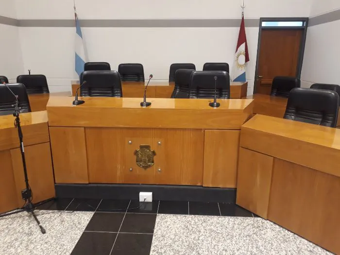 TRIBUNALES
