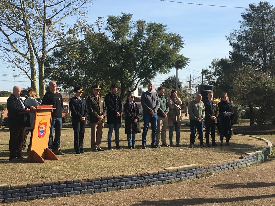 35864531_774517892672218_3443503567304916992_n