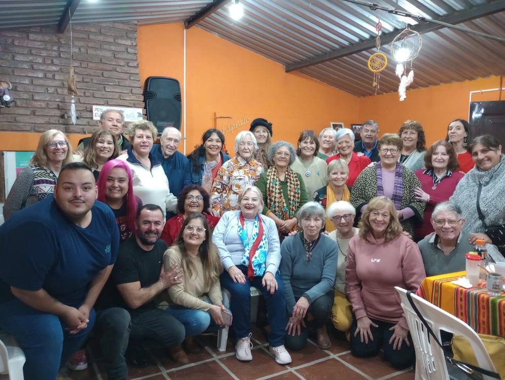 SOCIALES Café