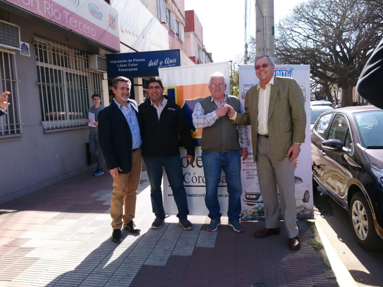 LOCALES Ganador