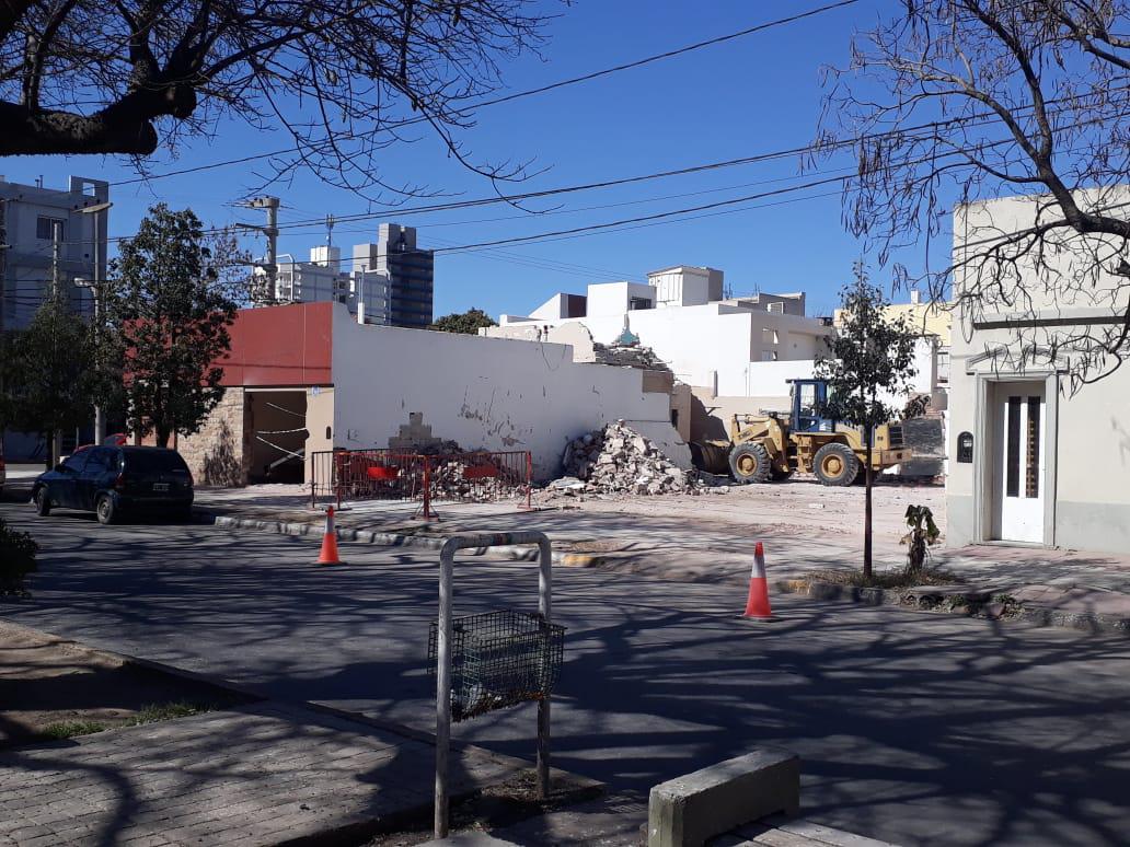 LOCALES Edificio San martín