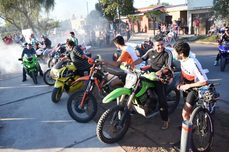 42996314_883172985140041_4523992930955821056_n