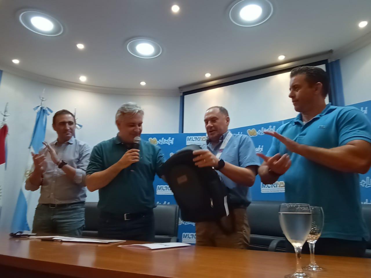 12e7fae0-9618-4b1f-a106-9106b058409b