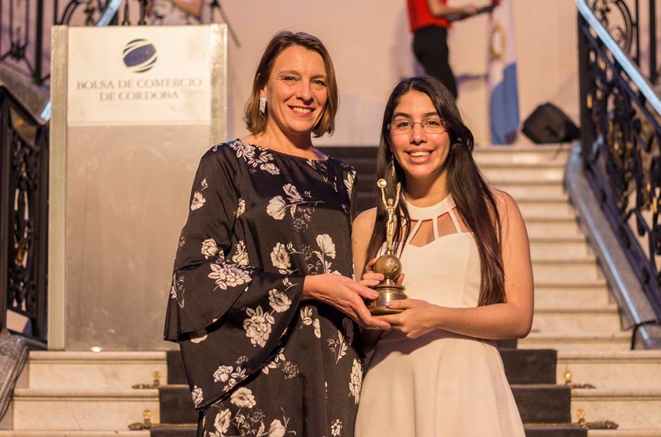 45097819_1426972994114189_916573470102388736_n