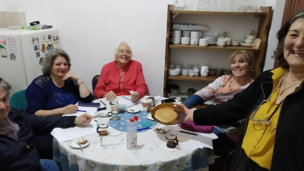 aded64a9-ea4e-43b4-a865-2166b27f64ee