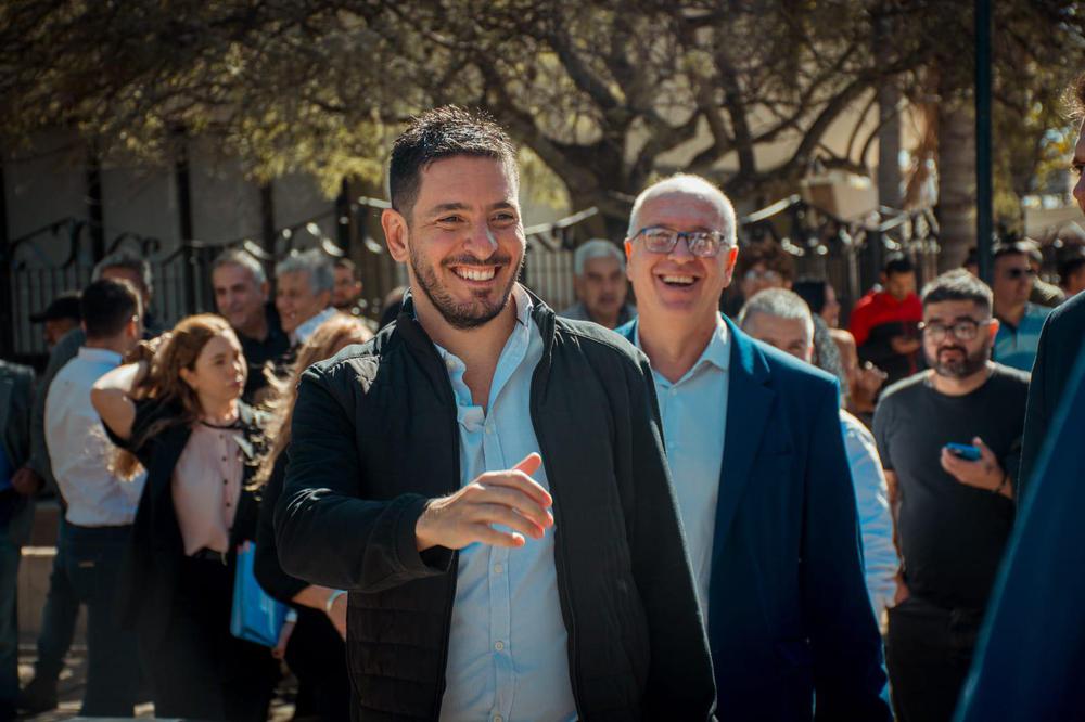 LOCALES-FERRER EN CAMPAÑA