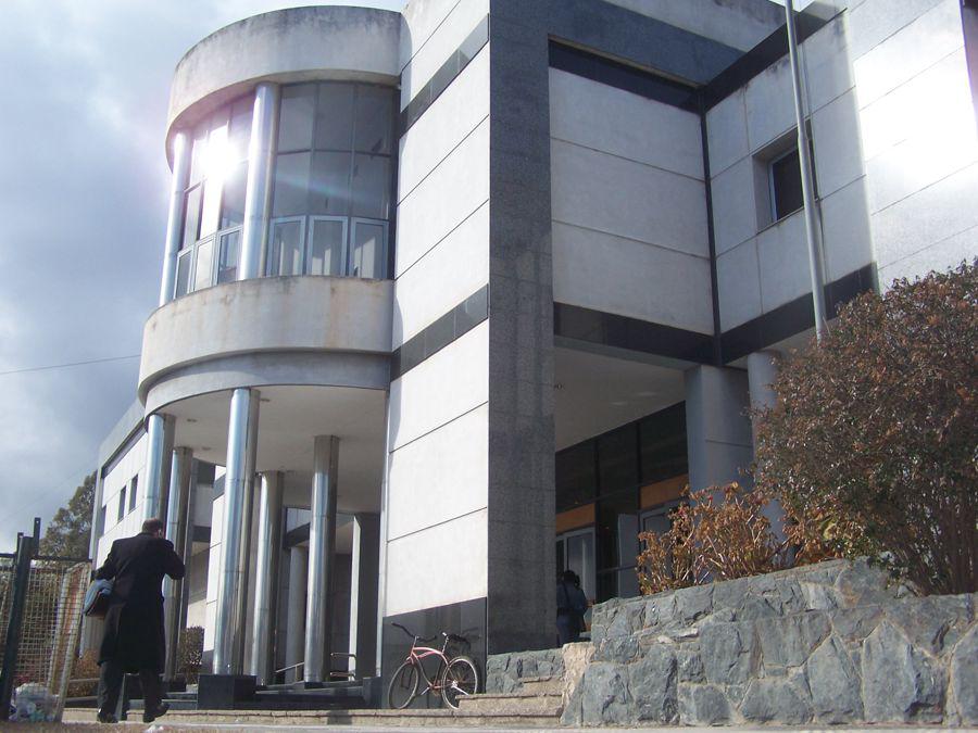 Tribunales