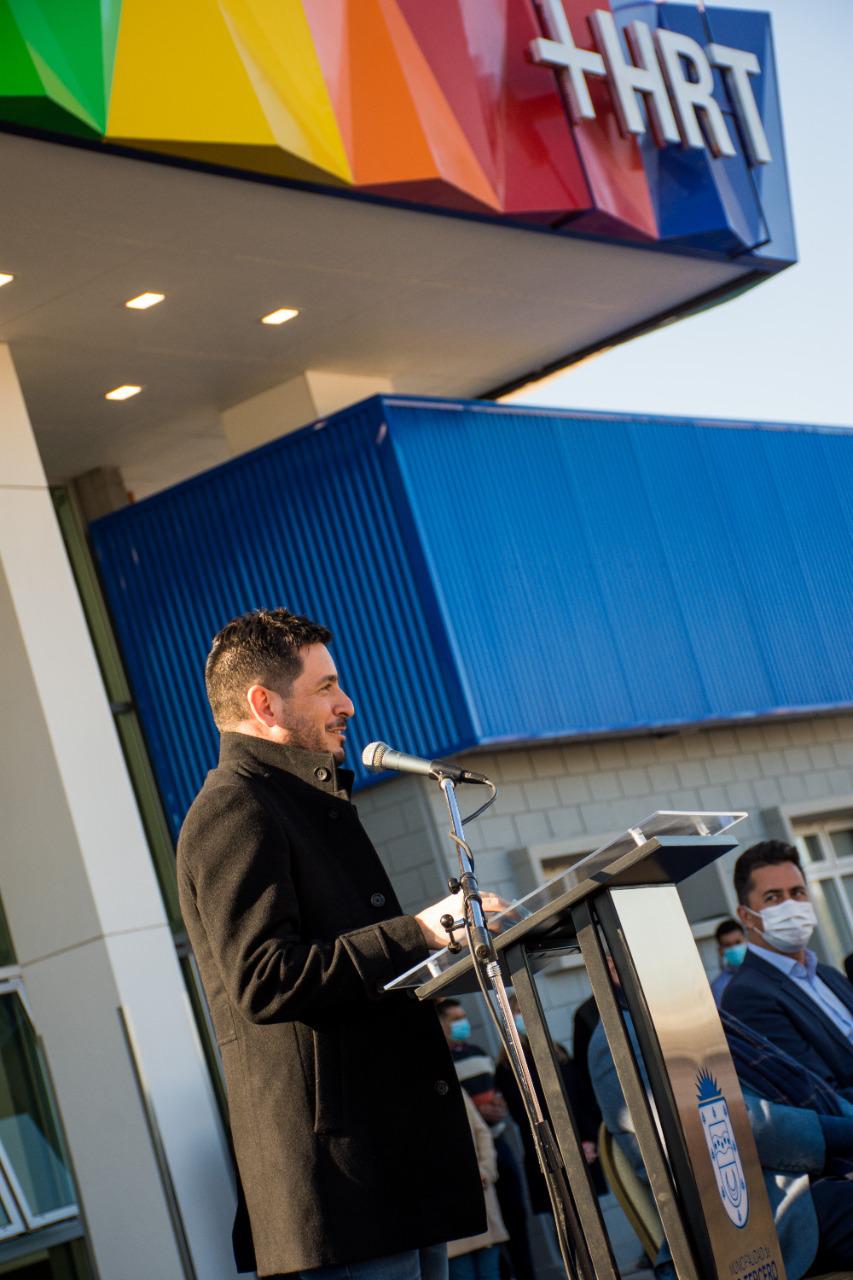 2c41674e-dd90-480a-a164-75fa3ab9a08e