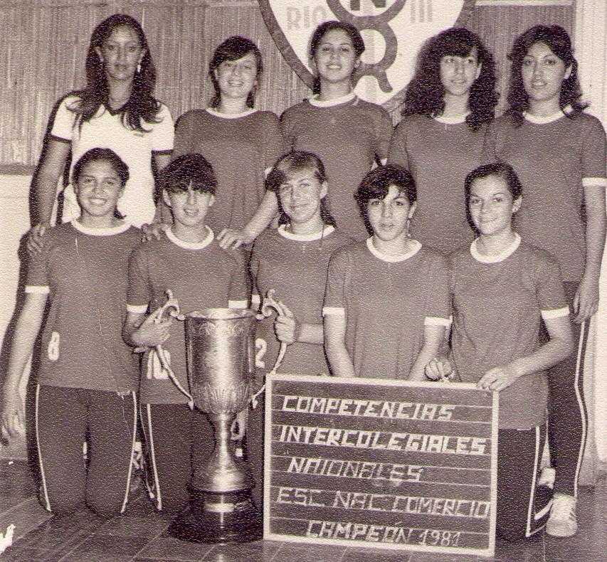 Pelota al cesto