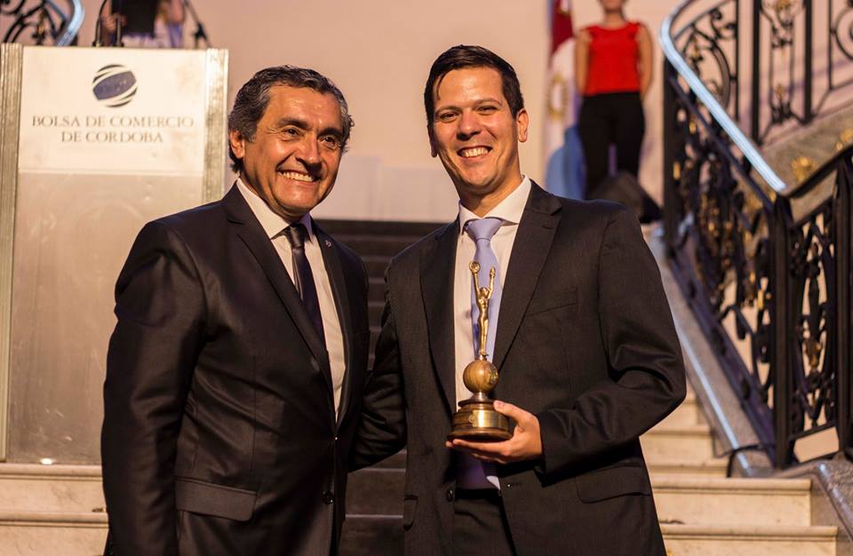 45046160_1426973150780840_1733737693050830848_n