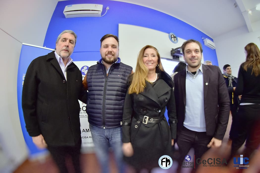 85899951-28e0-438d-8ef5-c8ecc8b4f8fd