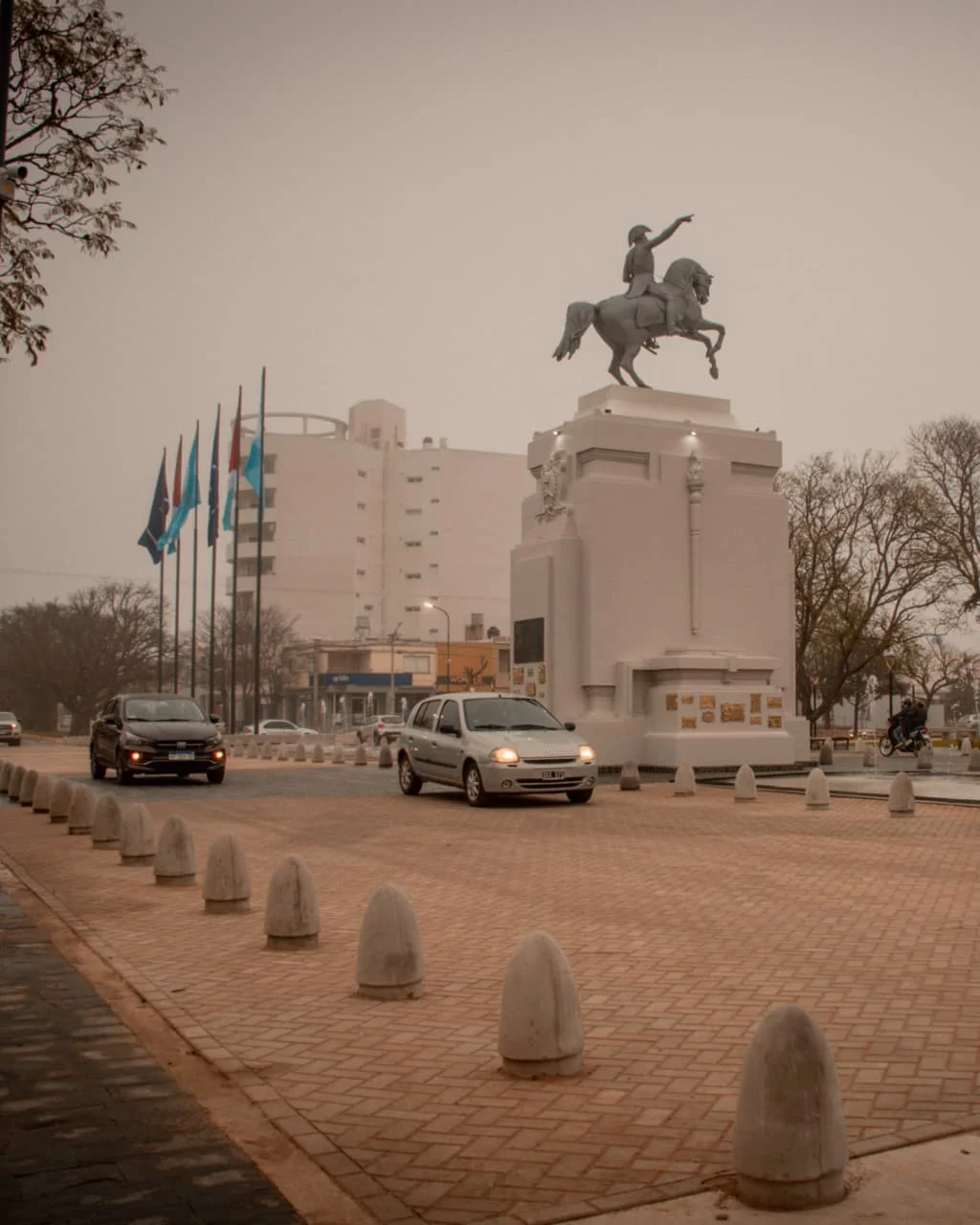 PLAZA