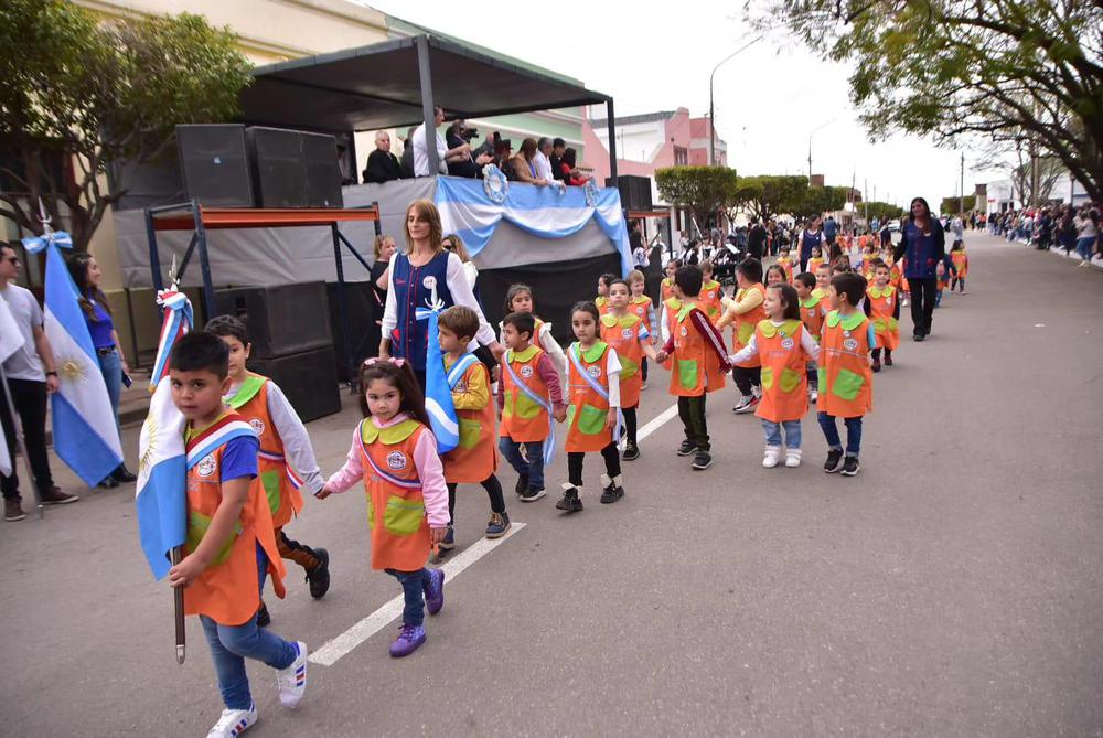 6d65d685-7c33-4902-bc5d-38e644e13fe8