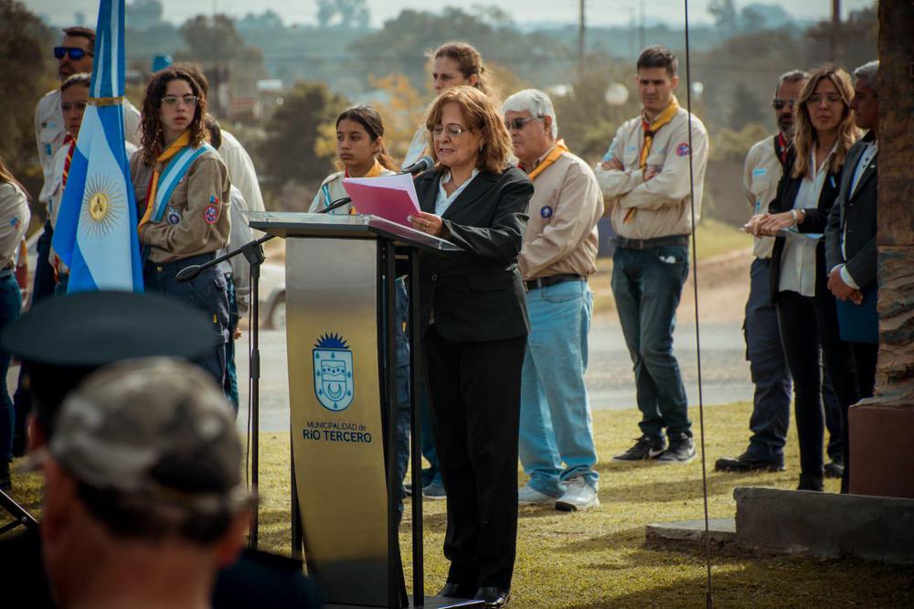 13681726-c248-4332-8792-7bfc499344a0