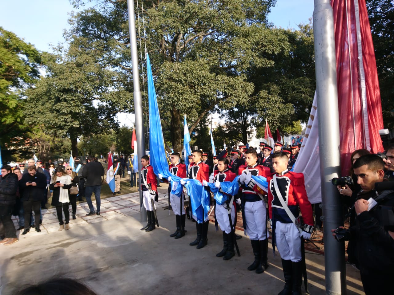 7c2bd31e-c8dd-4cad-96c4-25c97e7e3765