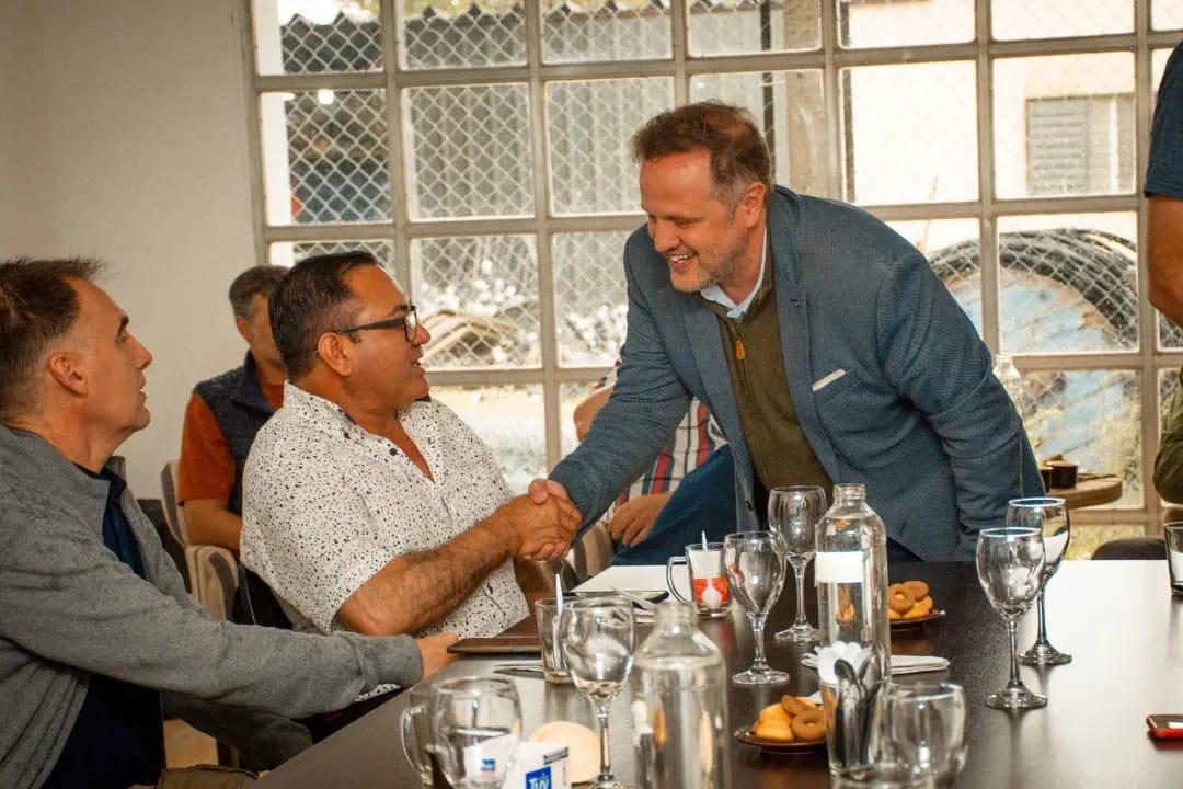 2eb4c3fb-b5ab-49c8-8ef9-462b77896b40