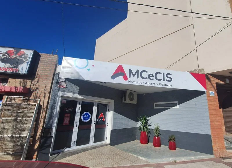 AMCECIS