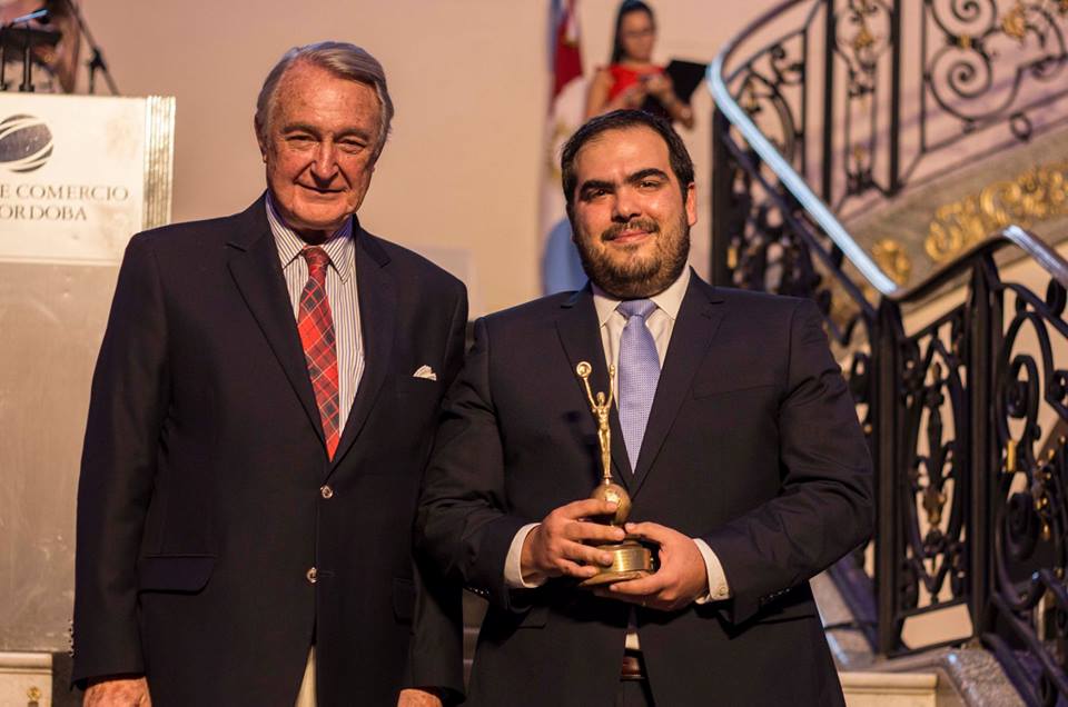 44989840_1426972790780876_2401725950778671104_n