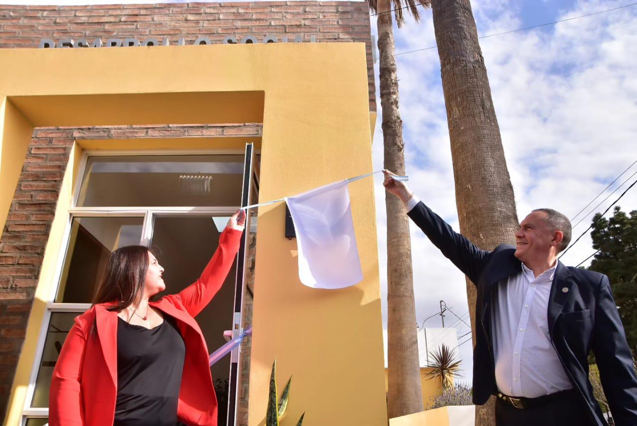 699792af-1e7c-4454-9dec-7e17cfe9151a