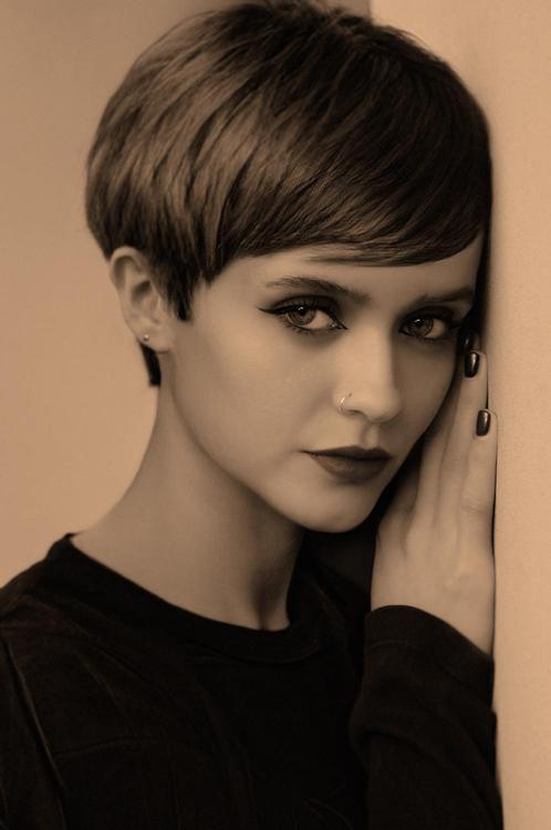 Alejandro Cerutti - BetterPhoto - 1st Place - Candela - Short Hair