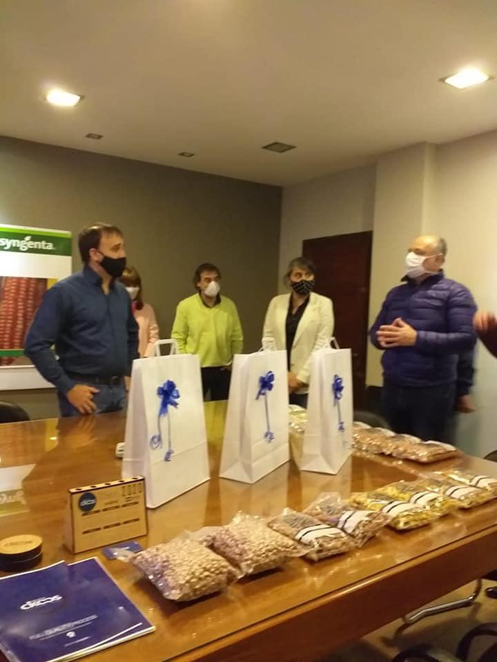 104308101_2674115599524628_6272241701193121109_n